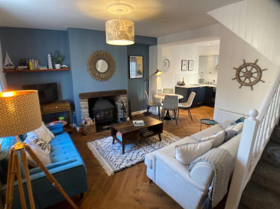 Cosy 2 Bedroom Cottage In Scarborough'S Old Town Buitenkant foto