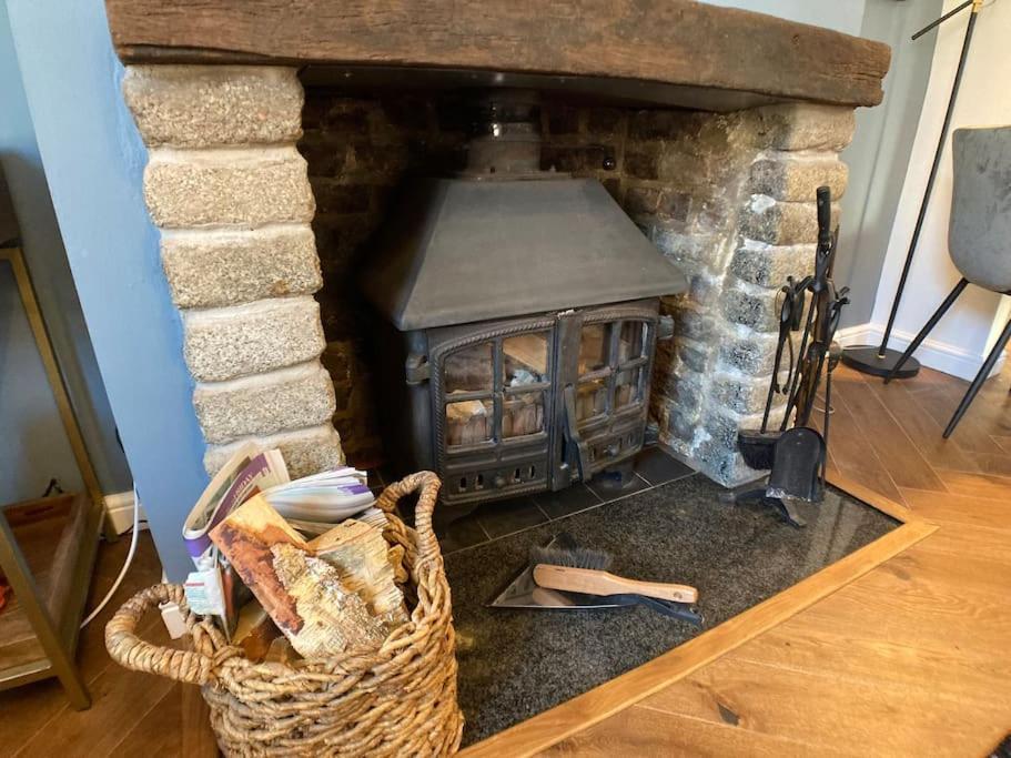 Cosy 2 Bedroom Cottage In Scarborough'S Old Town Buitenkant foto