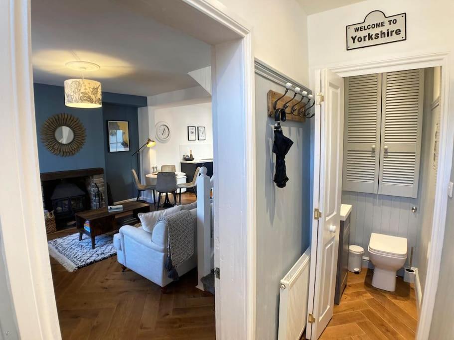 Cosy 2 Bedroom Cottage In Scarborough'S Old Town Buitenkant foto